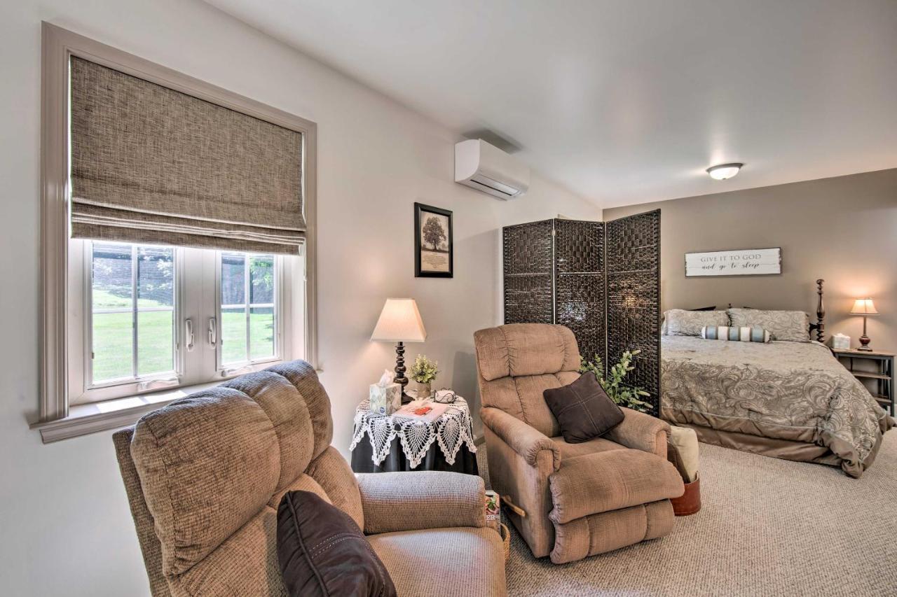 Cozy Garden Room In Welsh Mountain Suites! New Holland Exterior foto