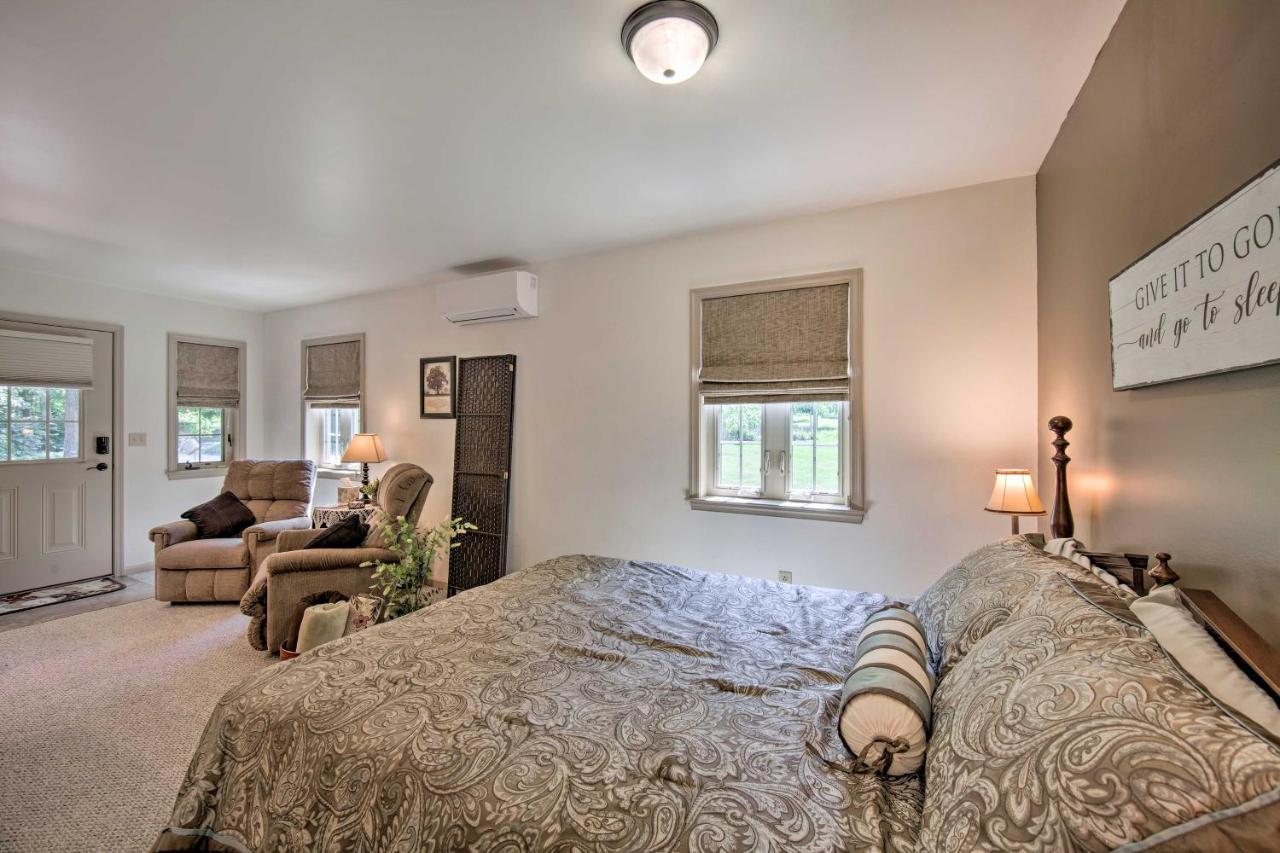 Cozy Garden Room In Welsh Mountain Suites! New Holland Exterior foto