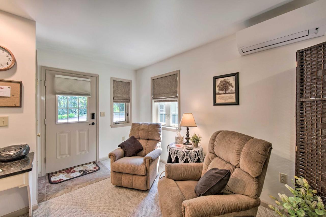 Cozy Garden Room In Welsh Mountain Suites! New Holland Exterior foto
