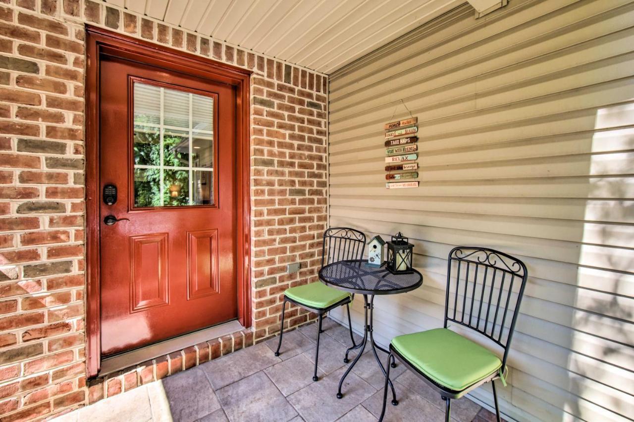Cozy Garden Room In Welsh Mountain Suites! New Holland Exterior foto